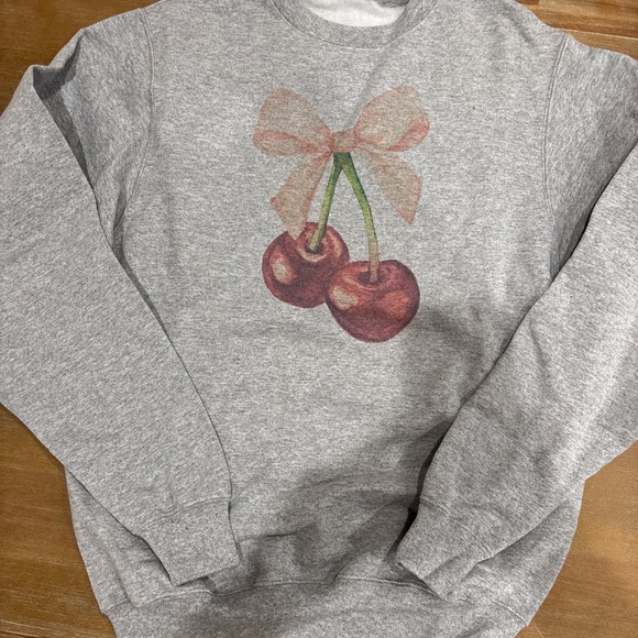 Tops - Gray Cherry Graphic Sweatshirt